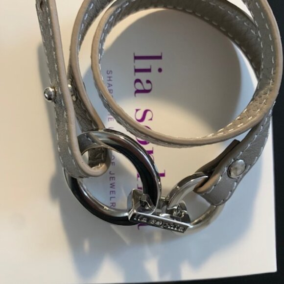 Star Wrap Bracelet - Picture 1 of 4